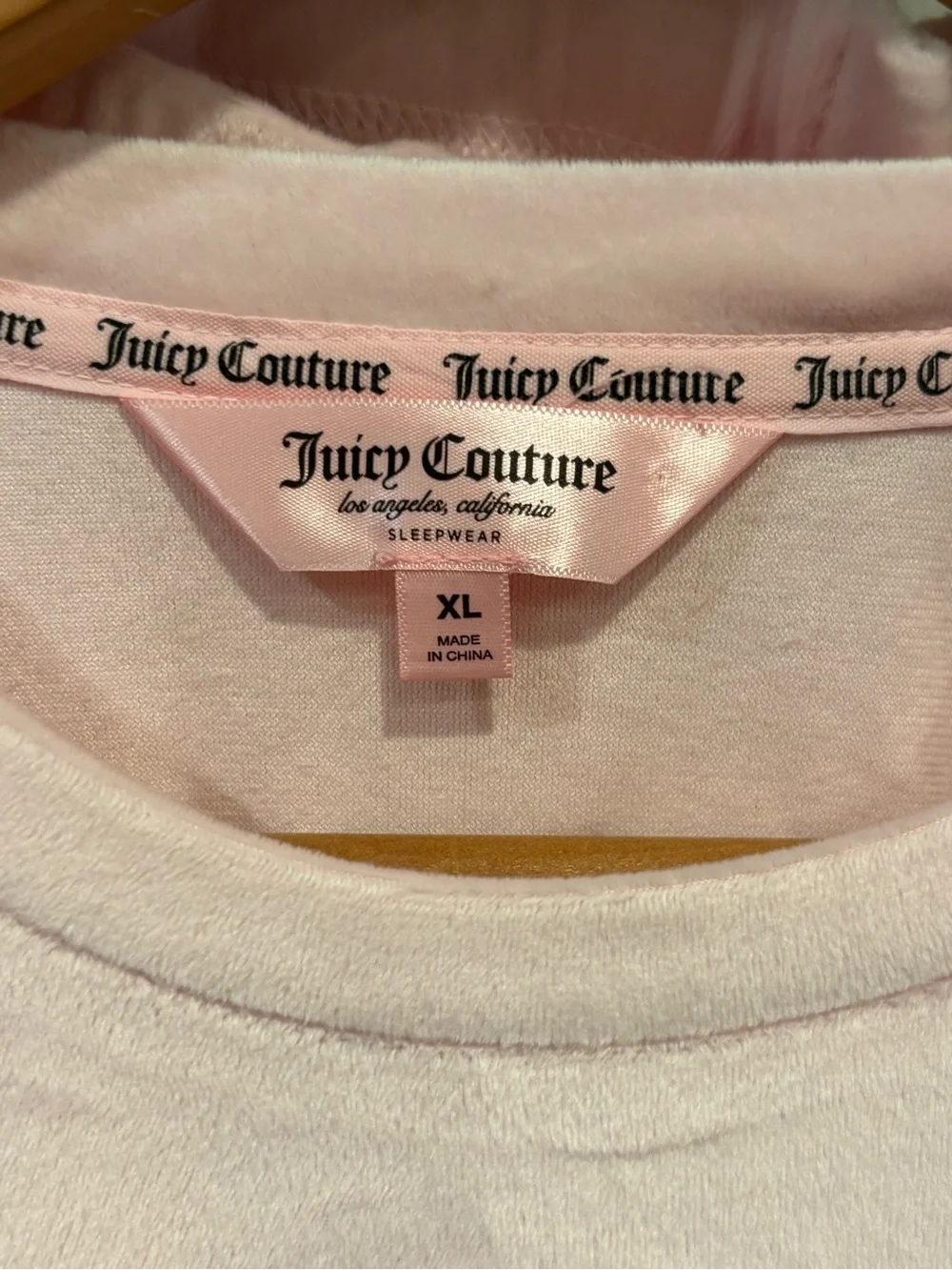 Juicy Couture Light Pink Velvet Fleece 2-Piece Lounge Set with Crystal Logo